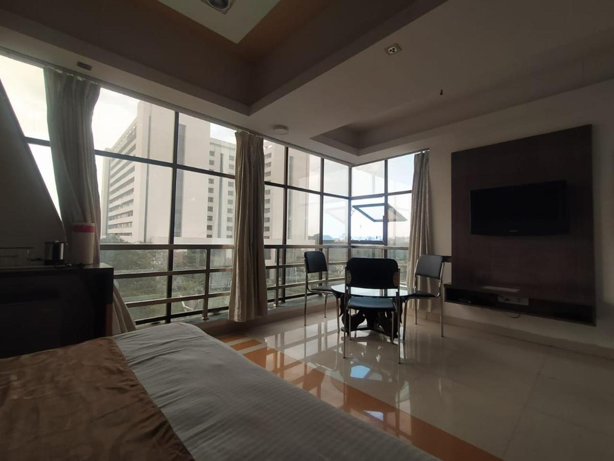 Hotel Grand Suites Indore Extérieur photo