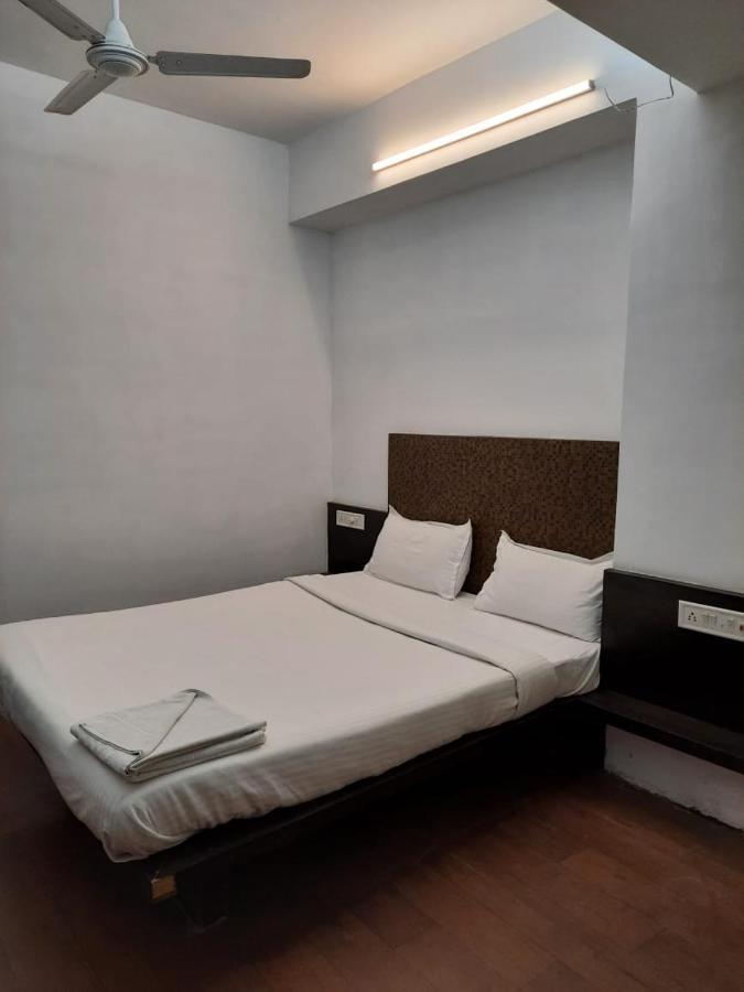 Hotel Grand Suites Indore Extérieur photo